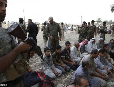 Μοσούλη: Δεκάδες ένοπλοι της ISIS αιχμάλωτοι του ιρακινού Στρατού (βίντεο)